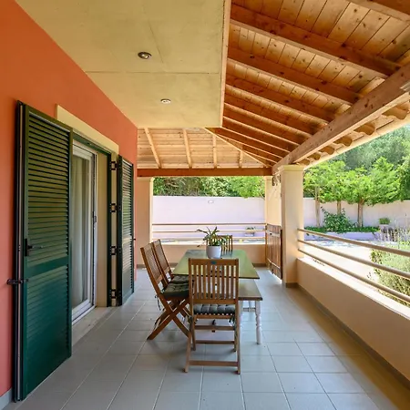Сasa de vacaciones Margaritas House Corfu *